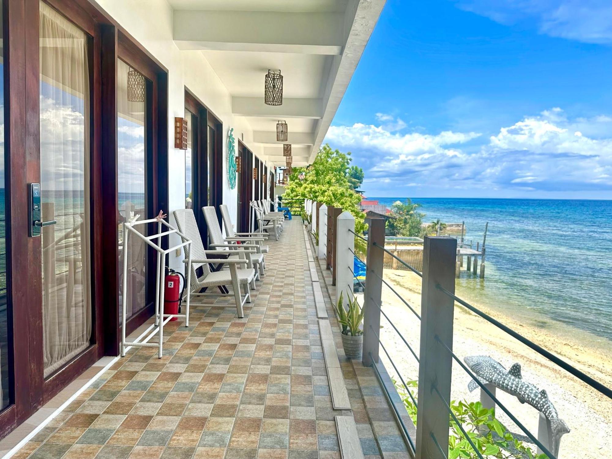 Oslob Whale Shark Resort Экстерьер фото